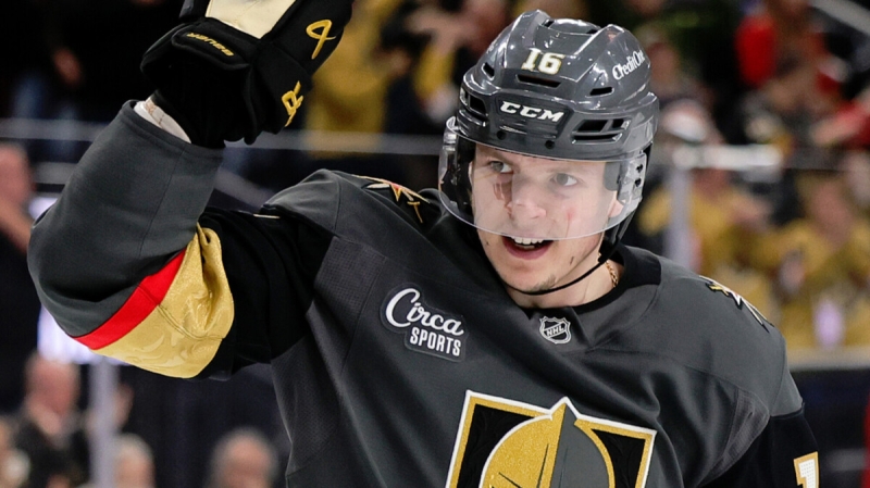 Дорофеев установил клубный рекорд «Вегаса» по голам на старте сезона НХЛ